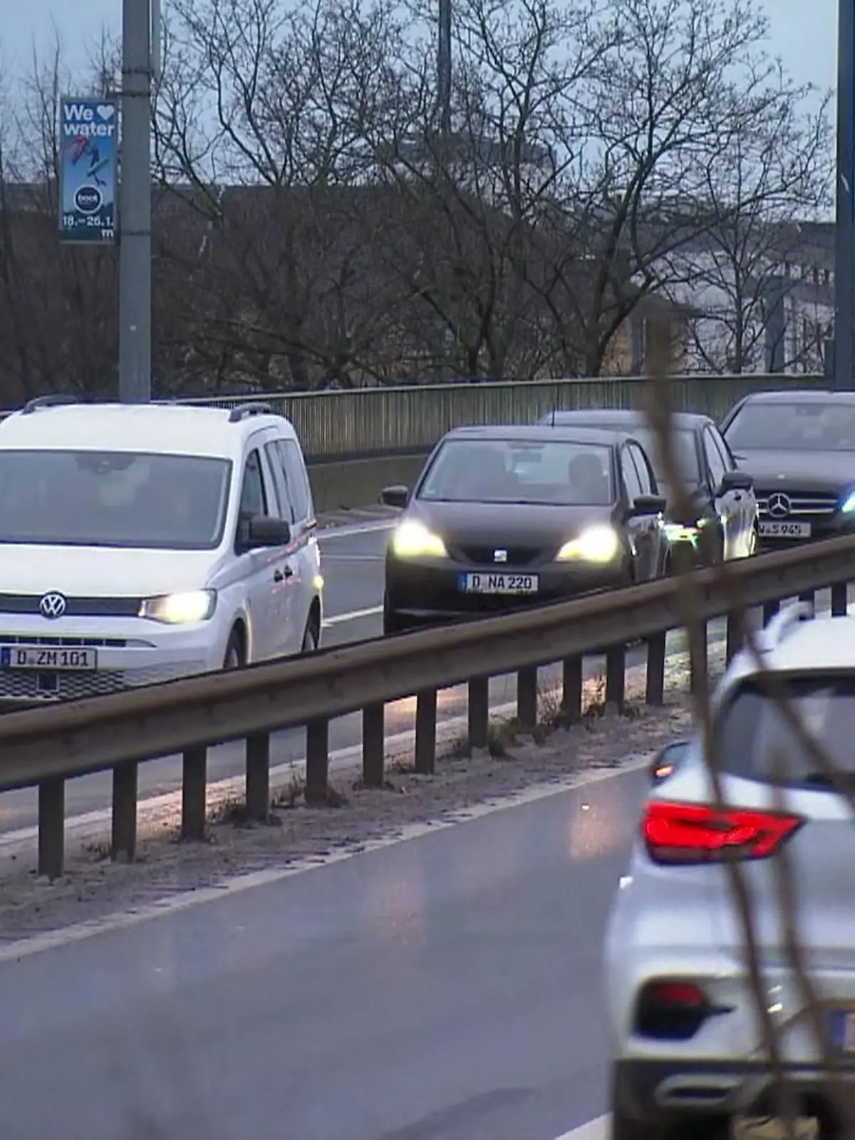 Bild zu: "Hier verlieren Pendler jährlich 60 Stunden Zeit"