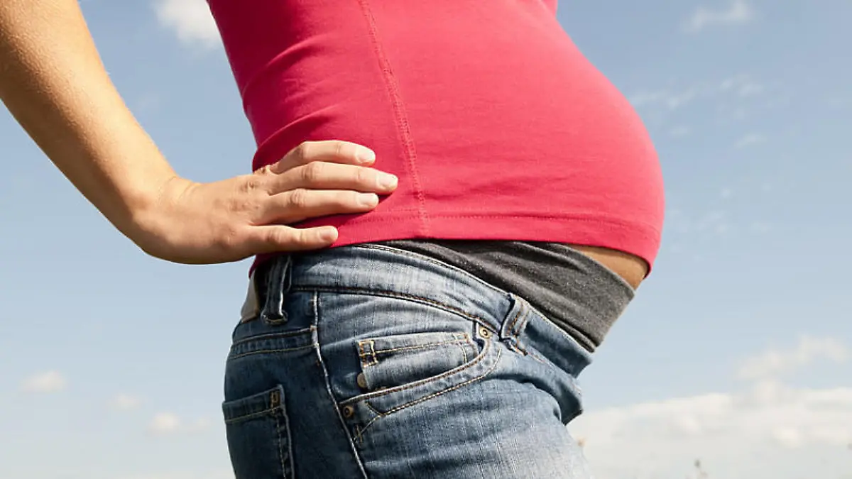 Schwanger im Frauenknast: Wie soll das gehen?