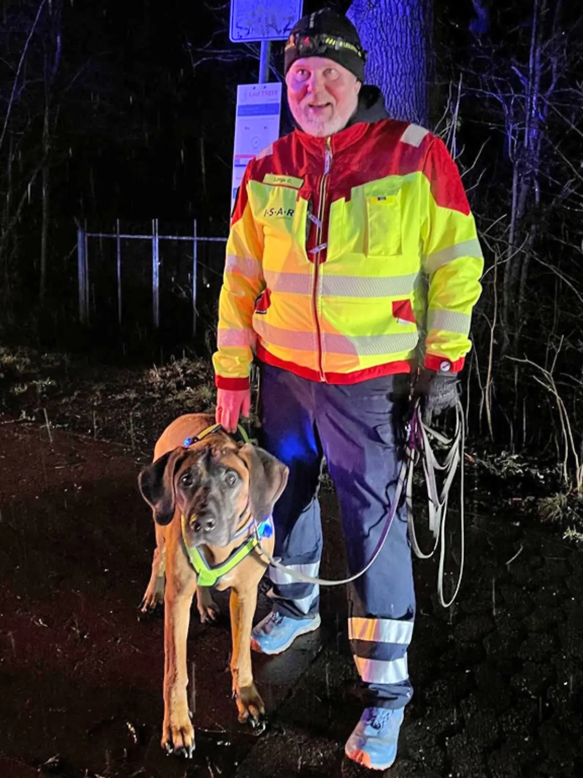 Cono und sein Herrchen Carsten Lüttge.
