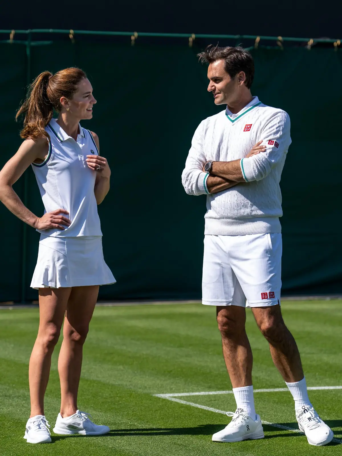 Zwei Größen unter sich: Prinzessin Kate und Roger Federer spielten gegeneinander Tennis – natürlich für den guten Zweck.