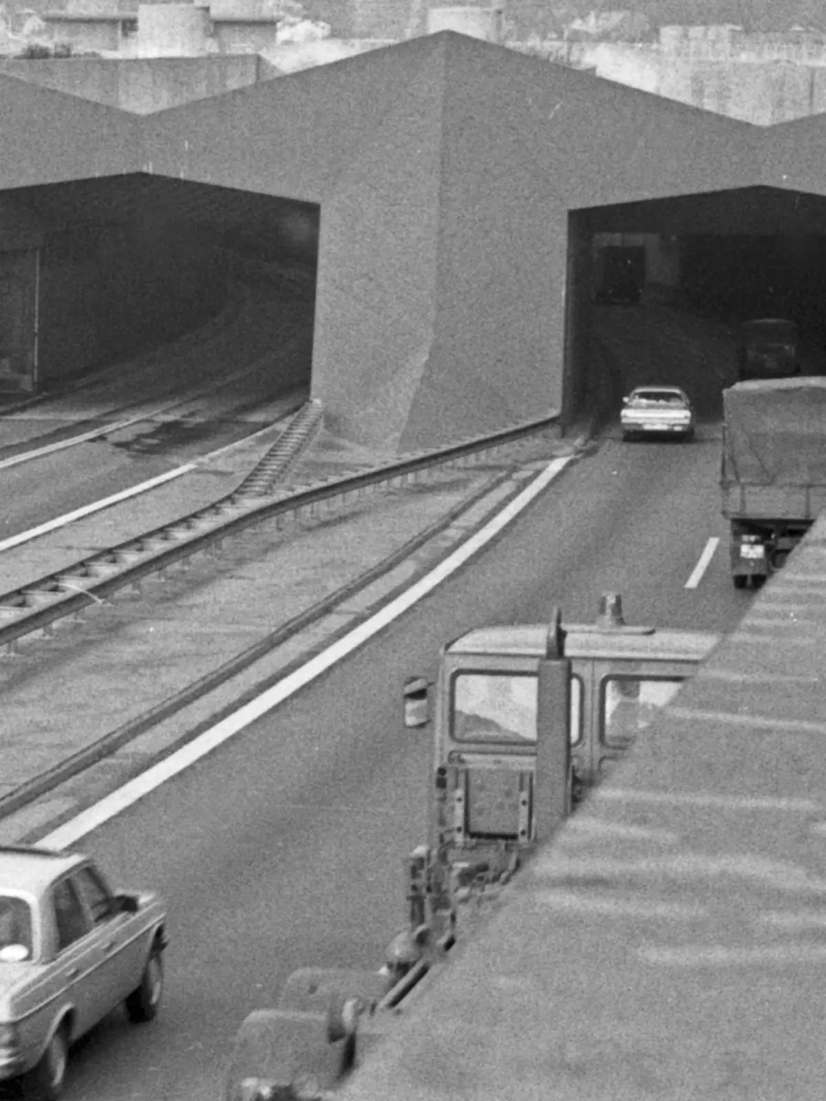 Bild zu: "Seit 50 Jahren ist der Elbtunnel Fluch und Segen zugleich"