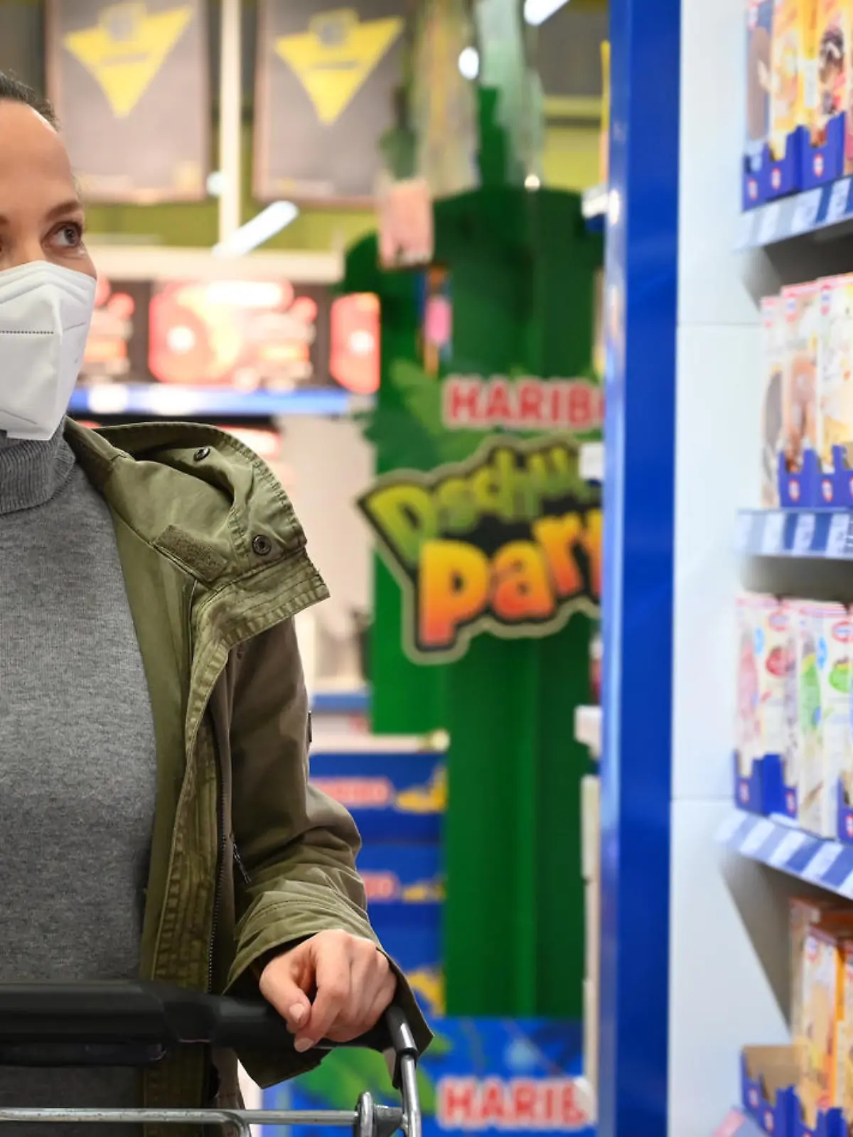 Für immer Maske im Supermarkt? Vor diesen Krankheiten schützt sie noch.