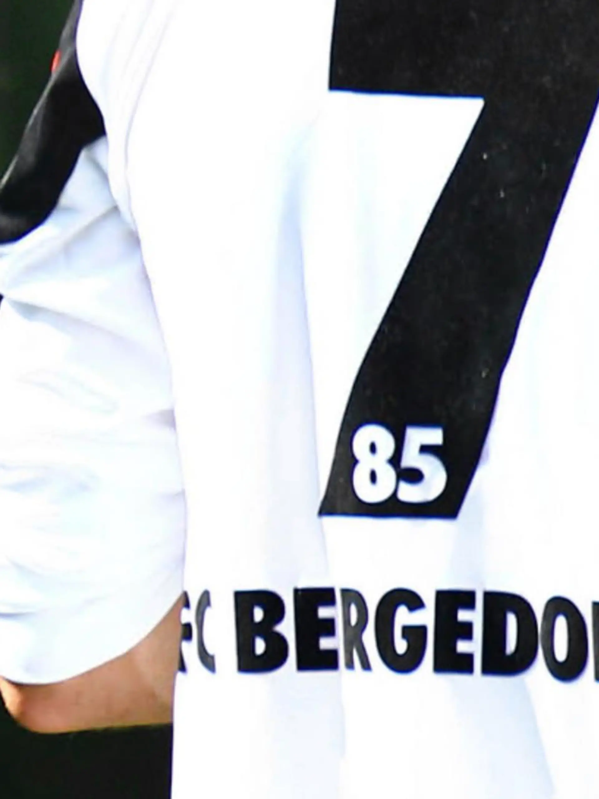 Bei der Partie des FC Bergedorf 85 II gegen den TuS Hamburg II kam es zu schlimmen Szenen - mit harten Konsequenzen.