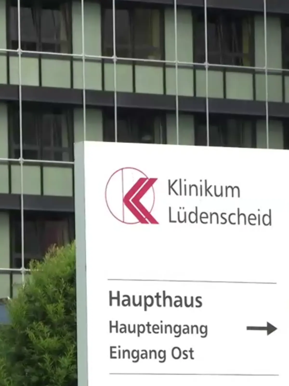 Das Klinikum Lüdenscheid von außen. 
