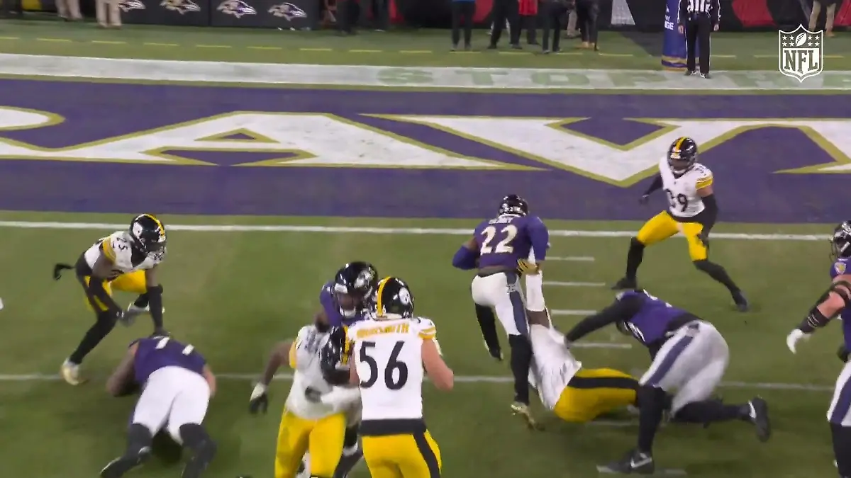 Mit King Henry zum Touchdown Ravens kontrollieren das Spiel