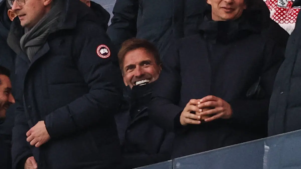 Jürgen Klopp freut sich nach dem Tor zum 3:1 von Benjamin Sesko im Spiel RB Leipzig gegen Werder Bremen am 16. Spieltag der Fußball-Bundesliga. 