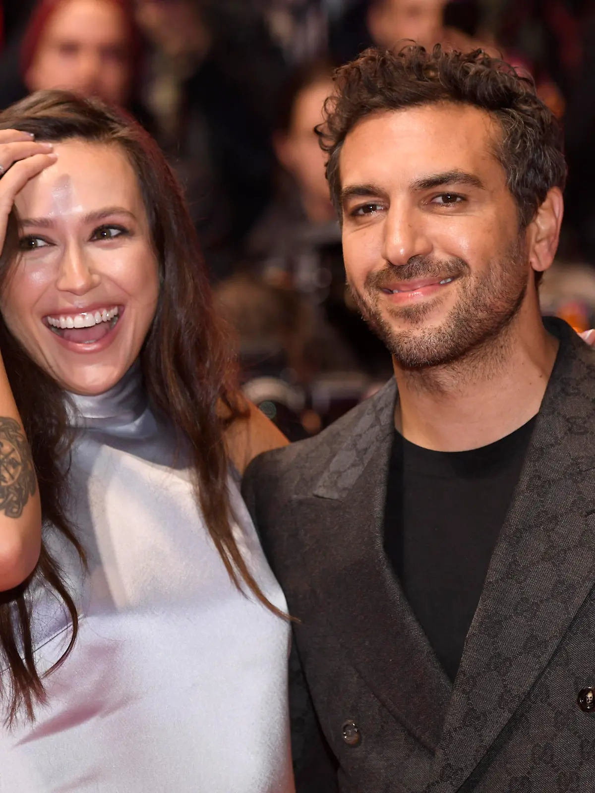 Elyas M'Barek mit Ehefrau Jessica Riso bei der Festivaleröffnung und der Premiere des Kinofilms 'She Came to Me' auf der Berlinale 2023 / 73. Internationale Filmfestspiele Berlin im Berlinale Palast. Berlin, 16.02.2023