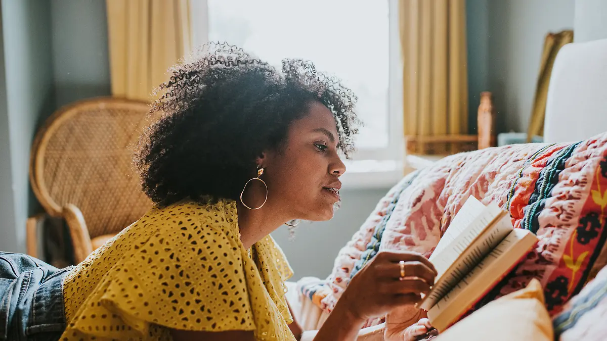 Diese Bestseller-Biografien von Politikern solltet ihr spätestens 2025 lesen.