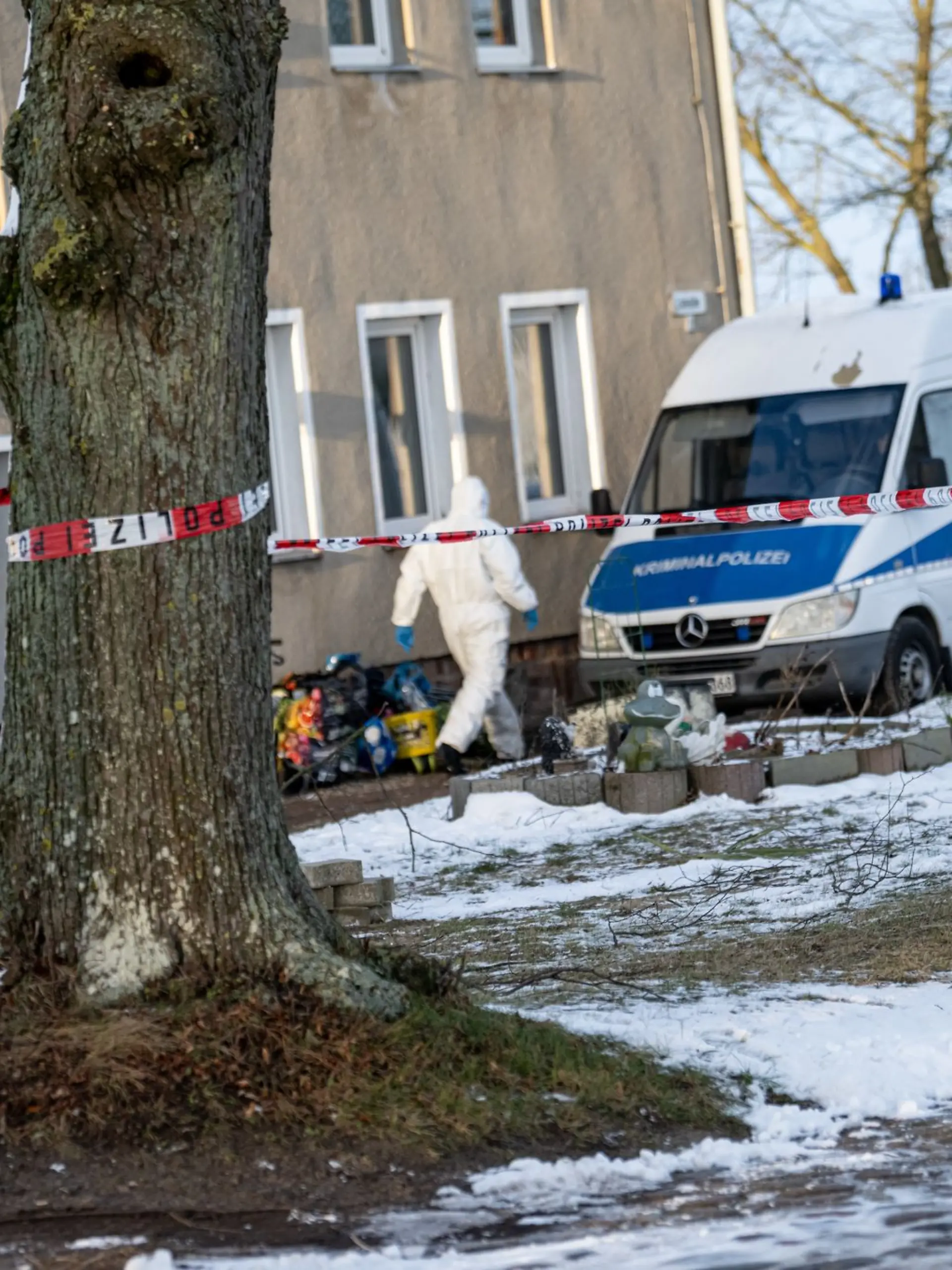 Bild zu: "Weil seine Freundin (19) die Beziehung beendete! 27-Jähriger wird zum Messerstecher"