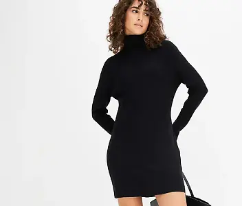 Kurzes Strickkleid in Schwarz