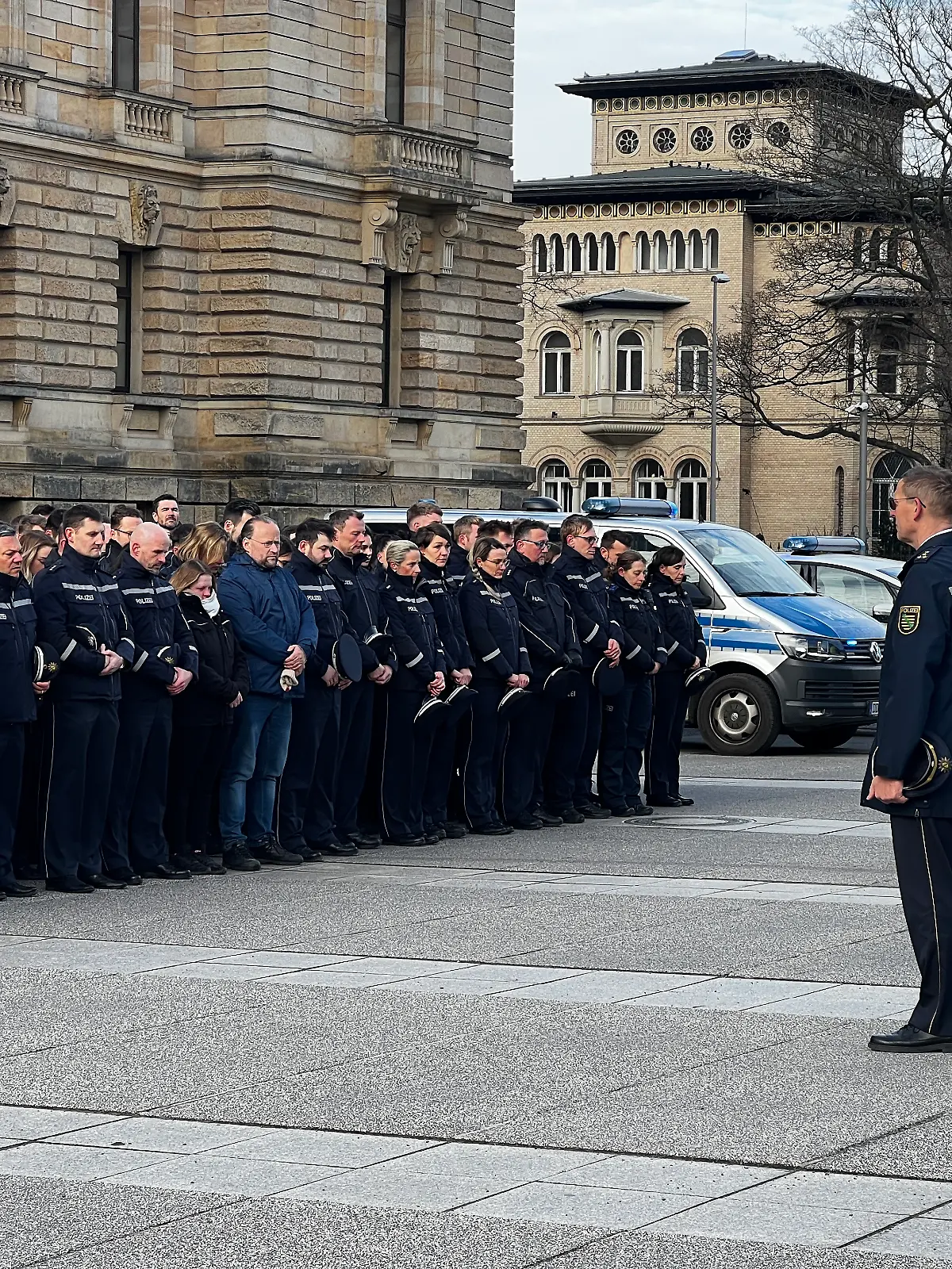 Bundesweit kommen zur Gedenkminute Polizisten zusammen, wie auch hier in Leipzig.
