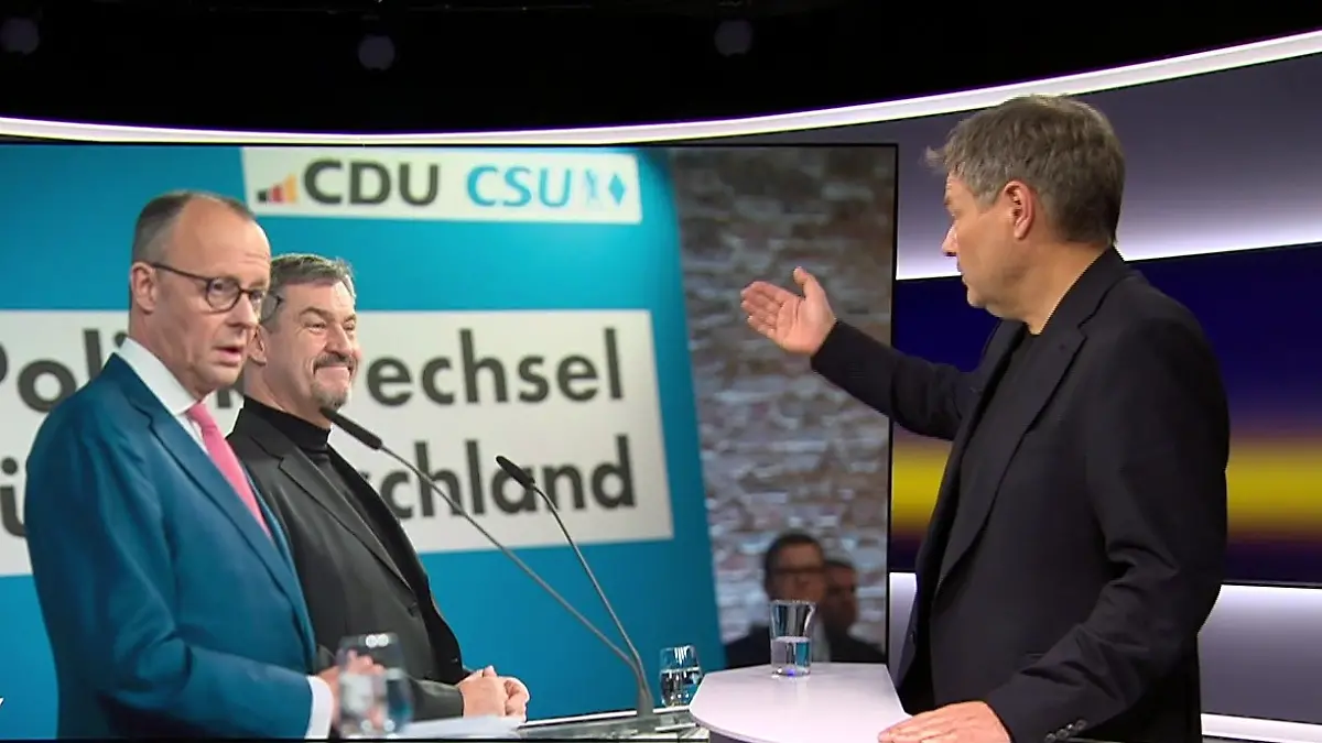 „Gerede!” Robert Habeck (Grüne) zeigt sich im Kandidatencheck vor der Bundestagswahl sichtlich genervt von Markus Söder (CSU). Im Interview mit Pinar Atalay im Studio von RTL Direkt teilt der grüne Kanzlerkandidat gegen den CSU-Chef aus.