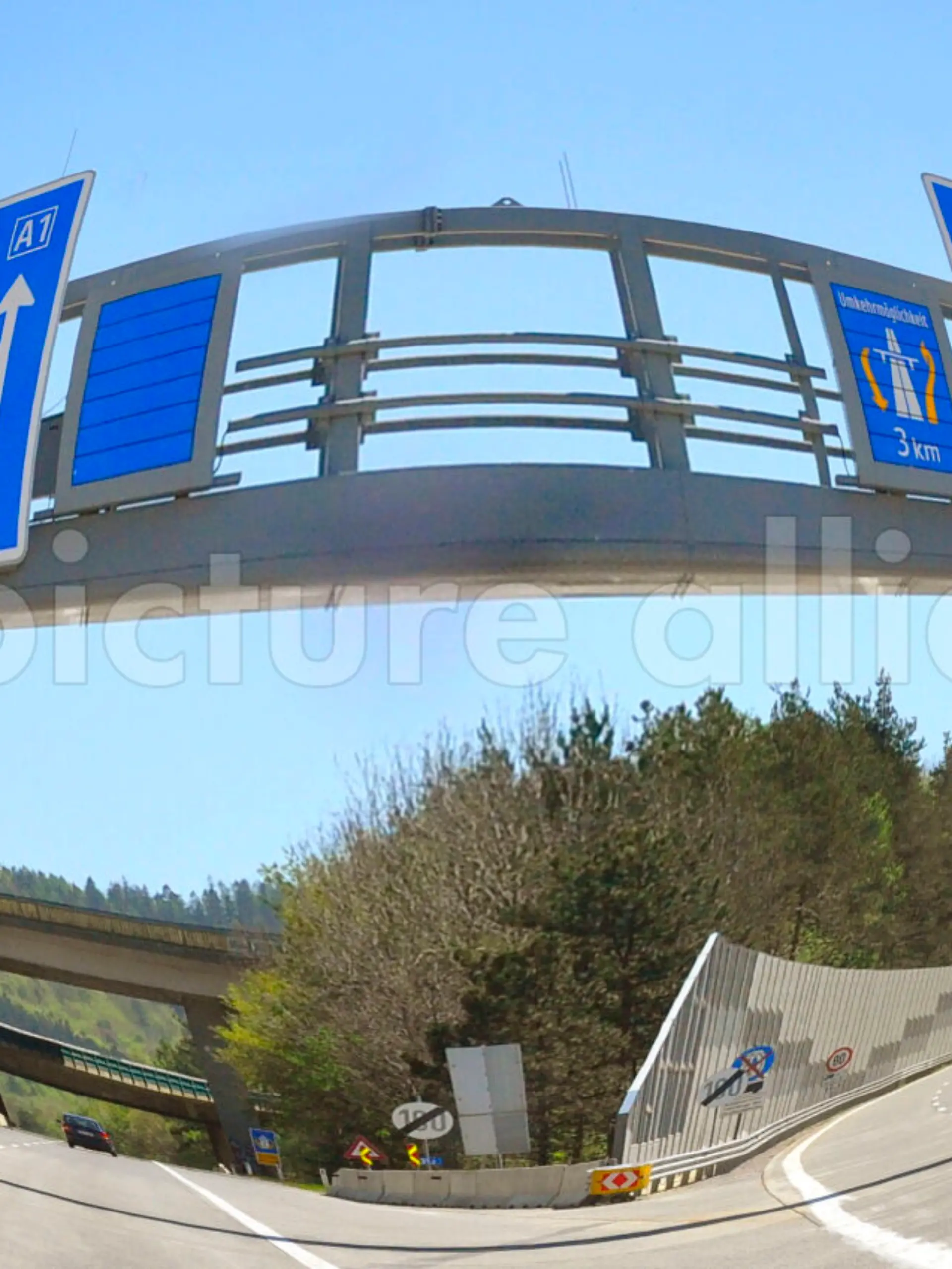 Abzweigung zur Westautobahn Richtung Wien (Symbolfoto) 