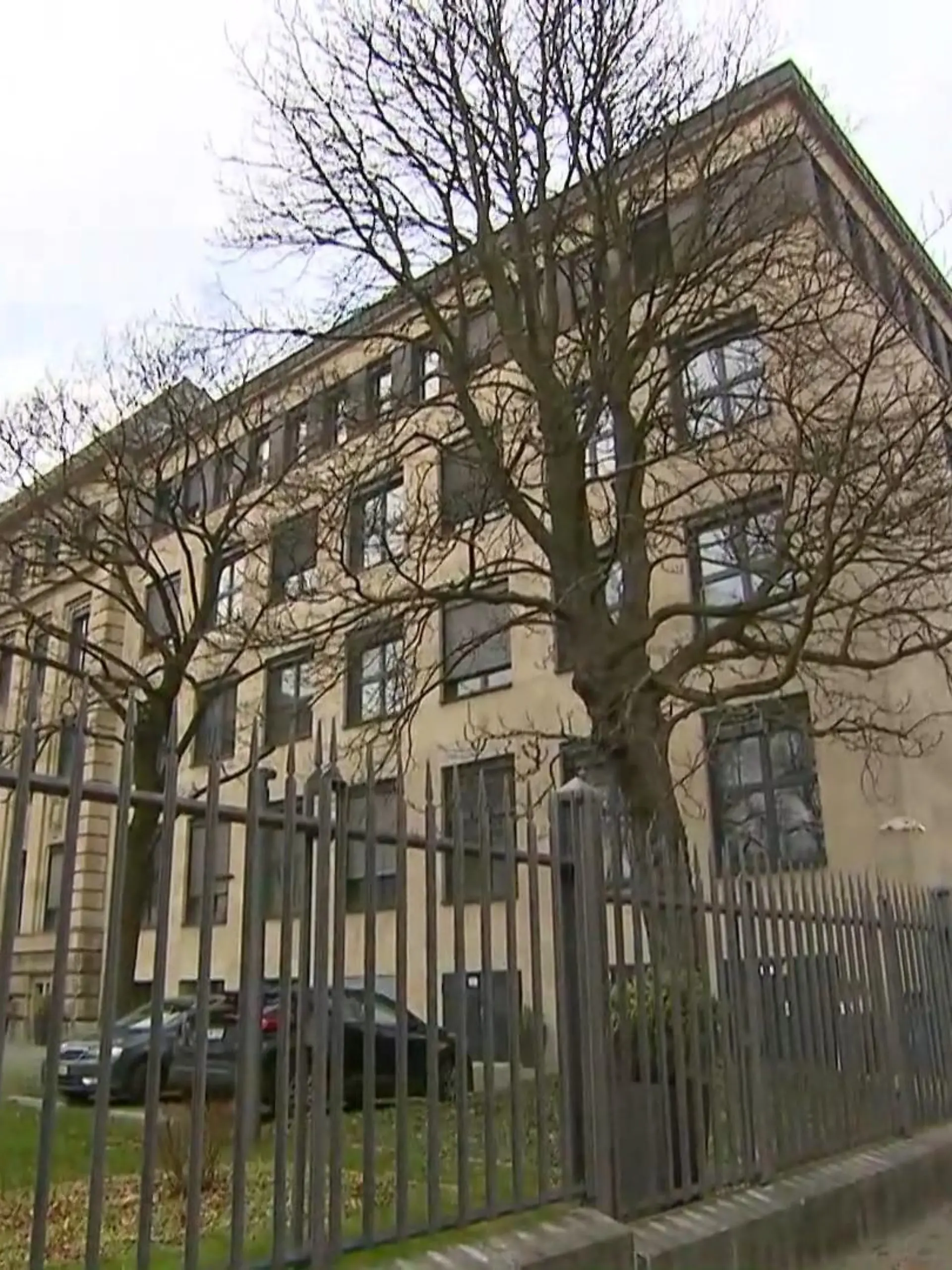 Bild zu: "Korruptionsverdacht bei  Staatskanzlei"