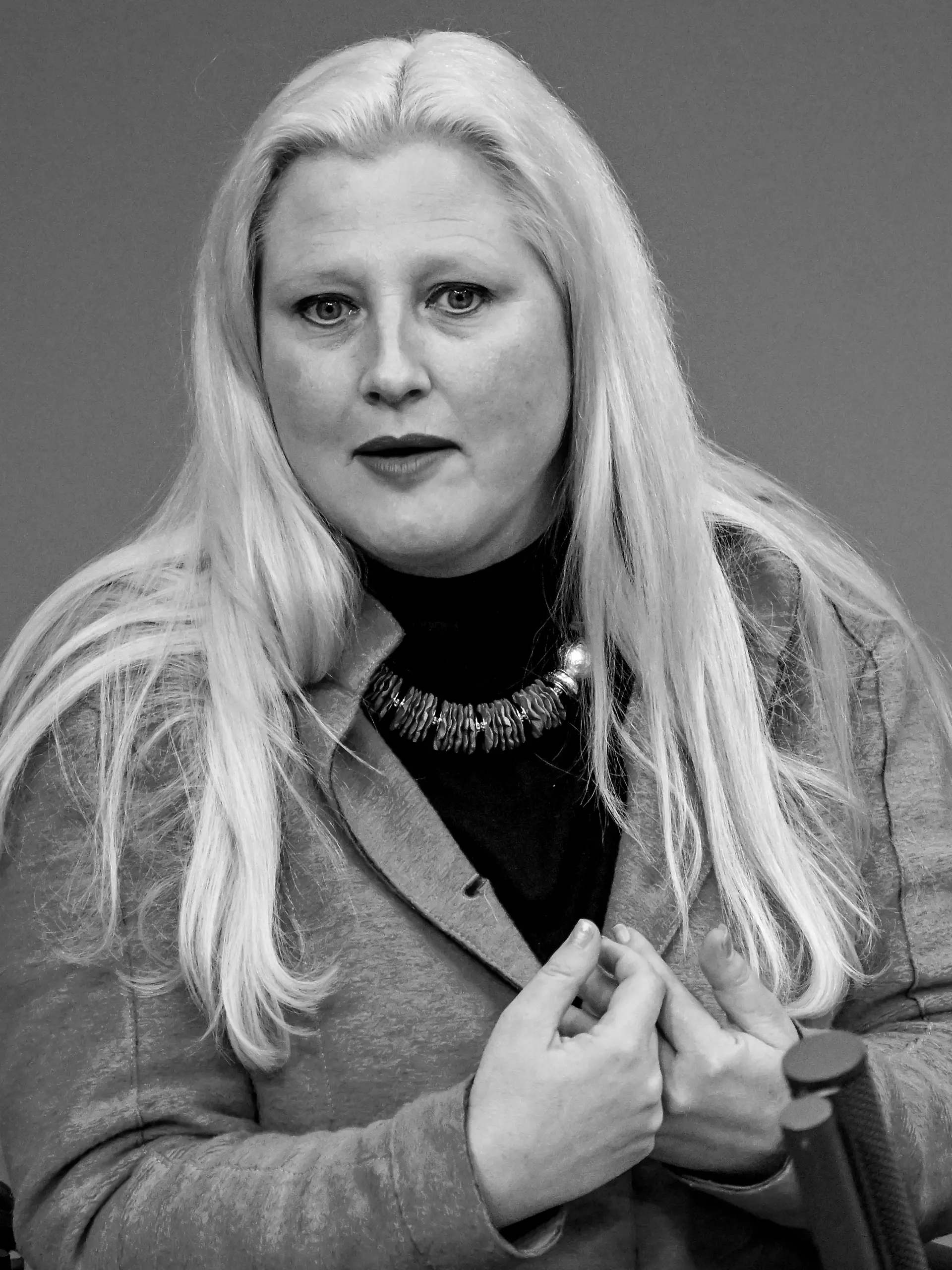 Stephanie Aeffner, (Bündnis 90/Die Grünen) spricht im Bundestag bei der Debatte über Barrierefreiheit.