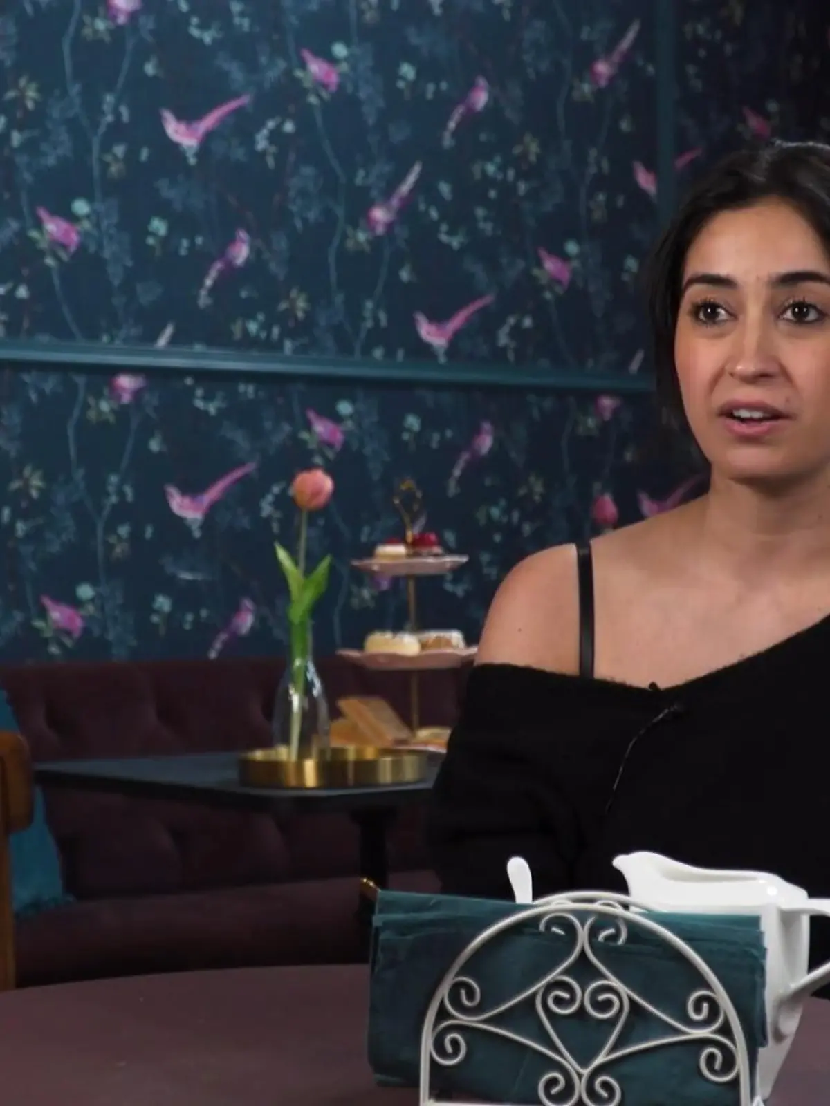Özge verrät uns jetzt im Interview, ob ihre Rolle Esma schon reif genug ist, die Konditorei zu übernehmen. 