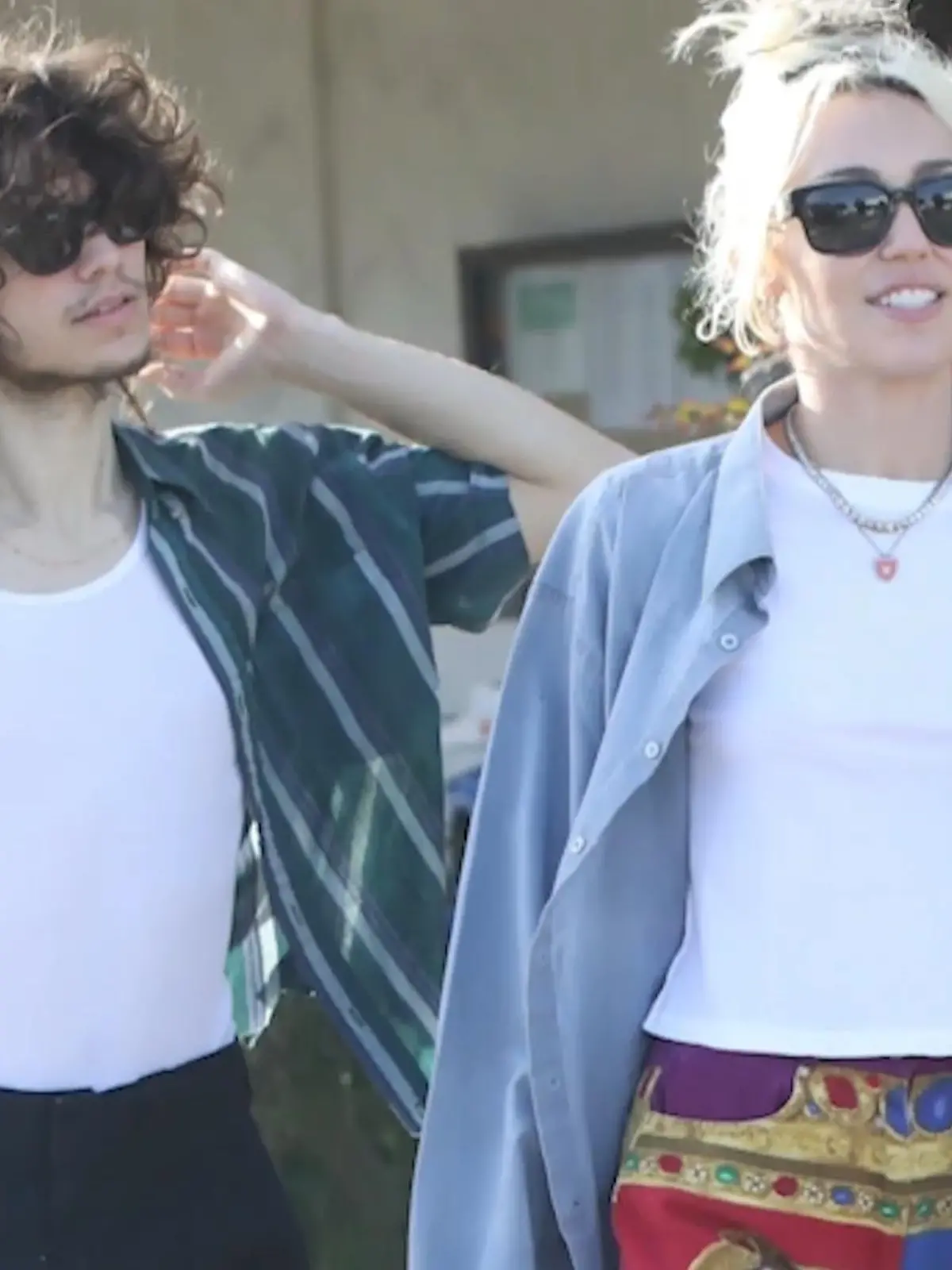 Bild zu: "Miley Cyrus mit neuem Freund gesichtet"