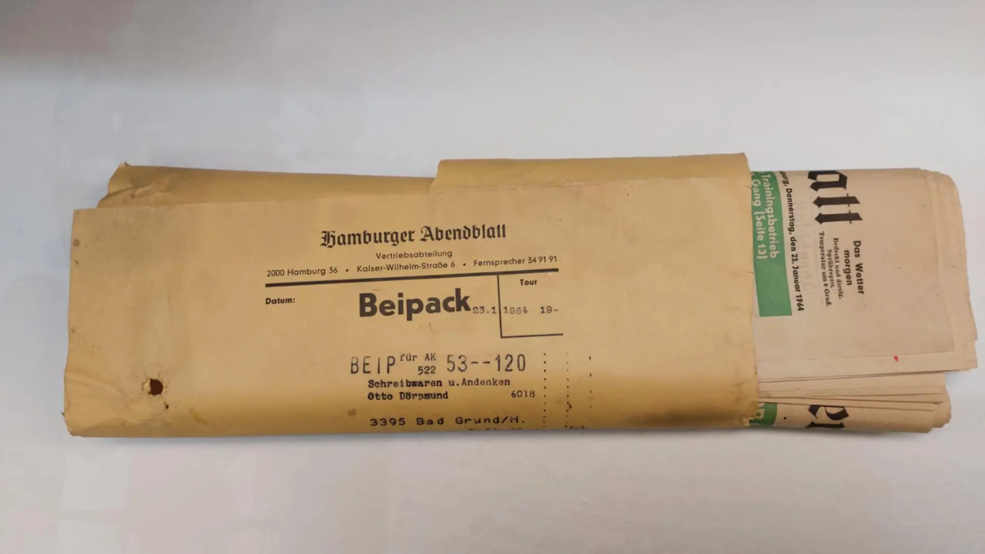 Das Hamburger Abendblatt von 1964 in Original-Banderole.jpg