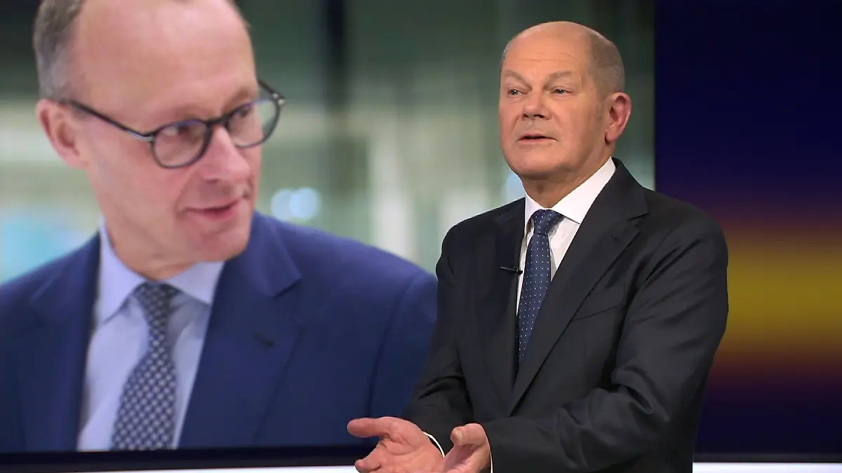 Würde Olaf Scholz unter einem möglichen Bundeskanzler Friedrich Merz (auf dem Foto links) im Kabinett arbeiten?