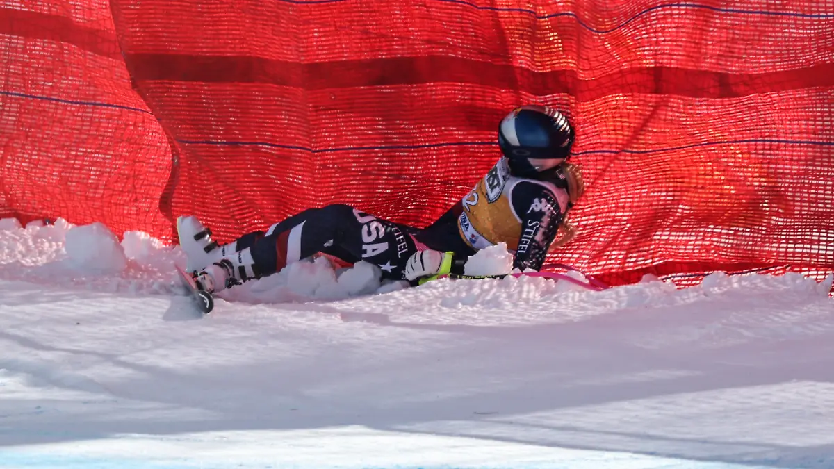 Lindsey Vonn stürzt im Training.
