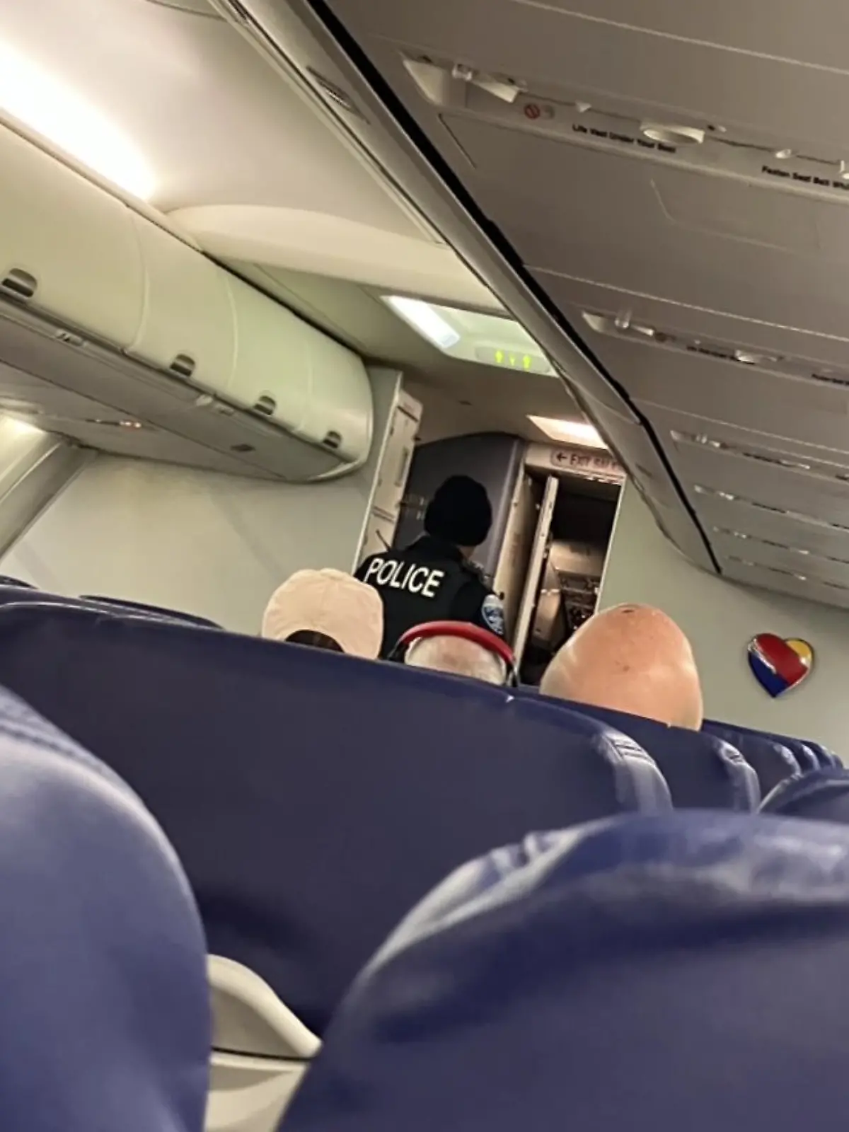 Pilot offenbar betrunken im Cockpit 