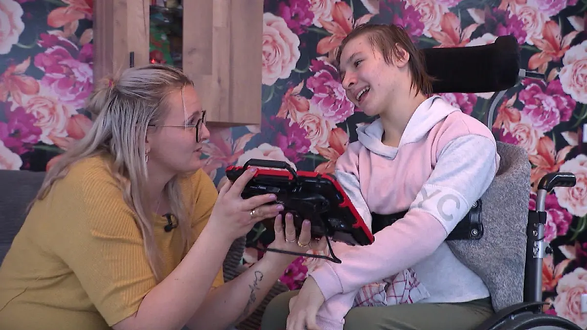 Behindertes Mädchen leidet unter Streit zwischen Nachbarn Seit einem Jahr isoliert