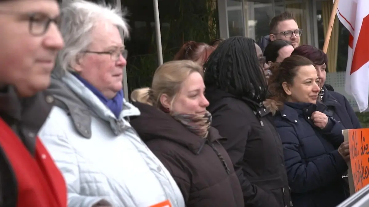 23 Hotelangestellte schuften ohne Lohn – weil Chef weg ist! Schon seit Monaten