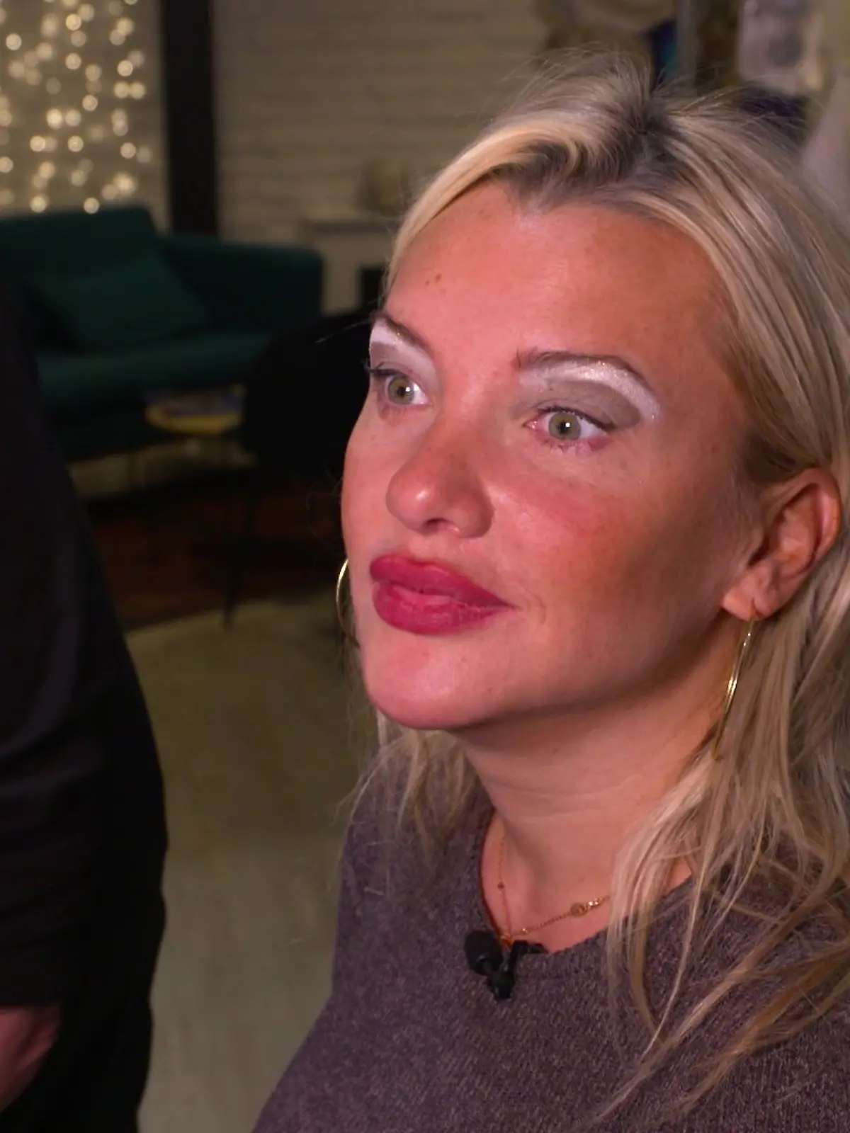Bild zu: "DIESE Frage setzt Evelyn Burdecki unter Druck"