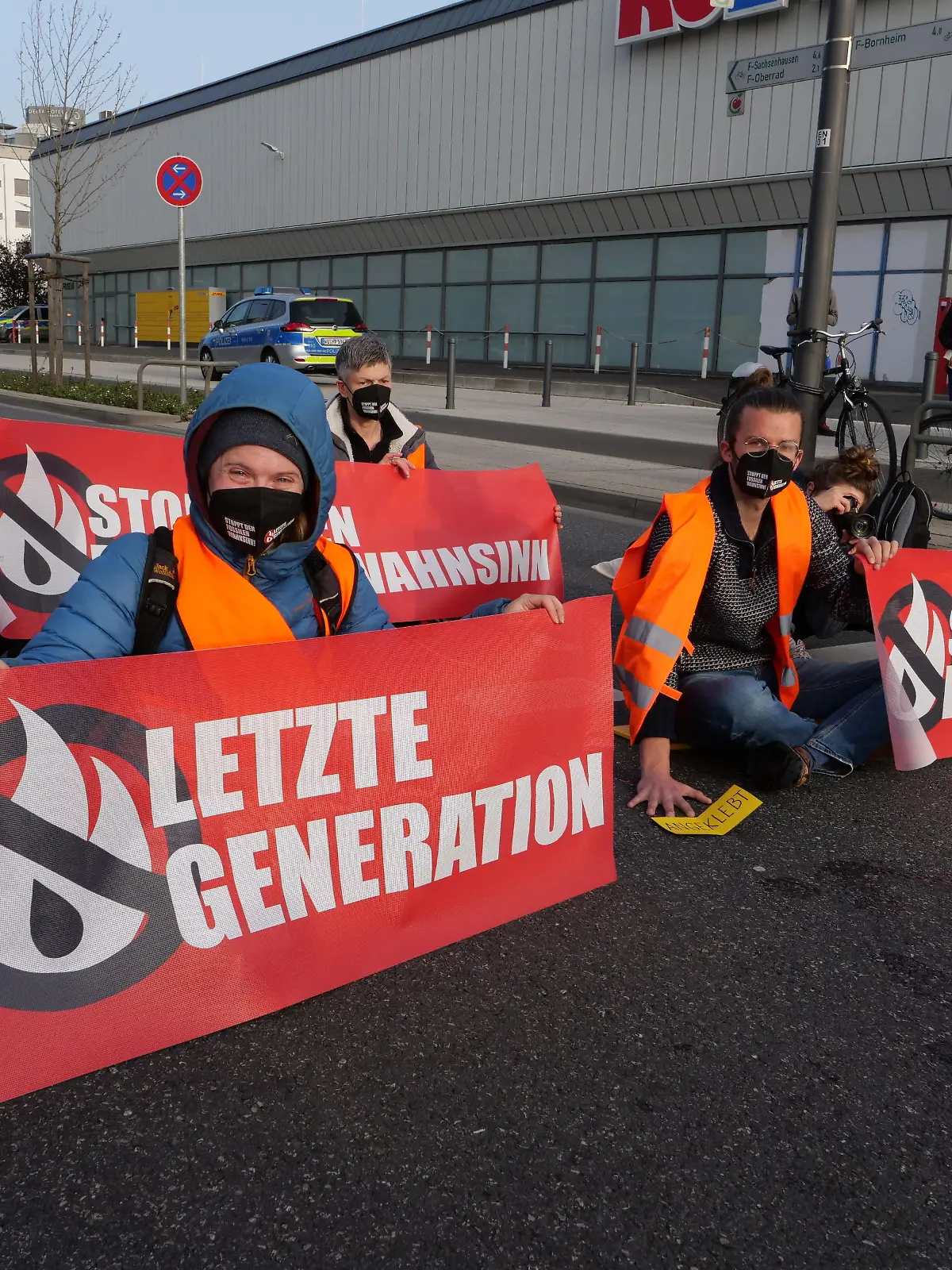 Aktivisten der "Letzen Generation" in Frankfurt