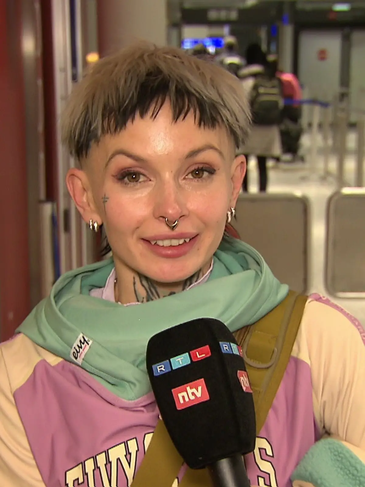 Bild zu: "Hier kommt eine starke Kampfansage von Edith Stehfest"
