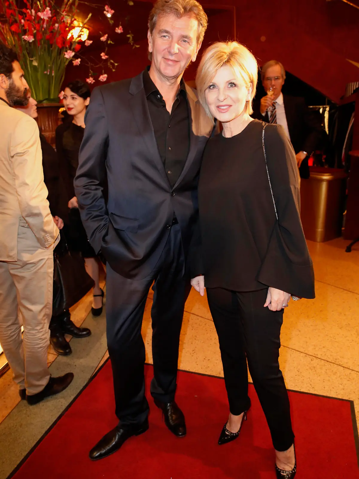Carmen Nebel mit Norbert Endlich / The First FLUSH / Künstlerin Fiona_Bennett und Designer Hans Joachim_Böhme haben fur den Wintergarten Berlin Sanitärräume entworfen. Präsentation am 11. September 2017 in Berlin / *** Carmen Fog with Norbert Finally The First Flush Artist Fiona Bennett and Designer Hans Joachim Böhme have fur the Winter Garden Berlin Sanitary facilities designed Presentation on 11 September 2017 in Berlin Copyright: x