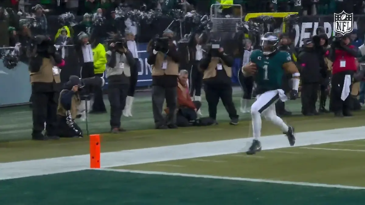 Der erste Touchdown ist Chefsache Eagles legen los!