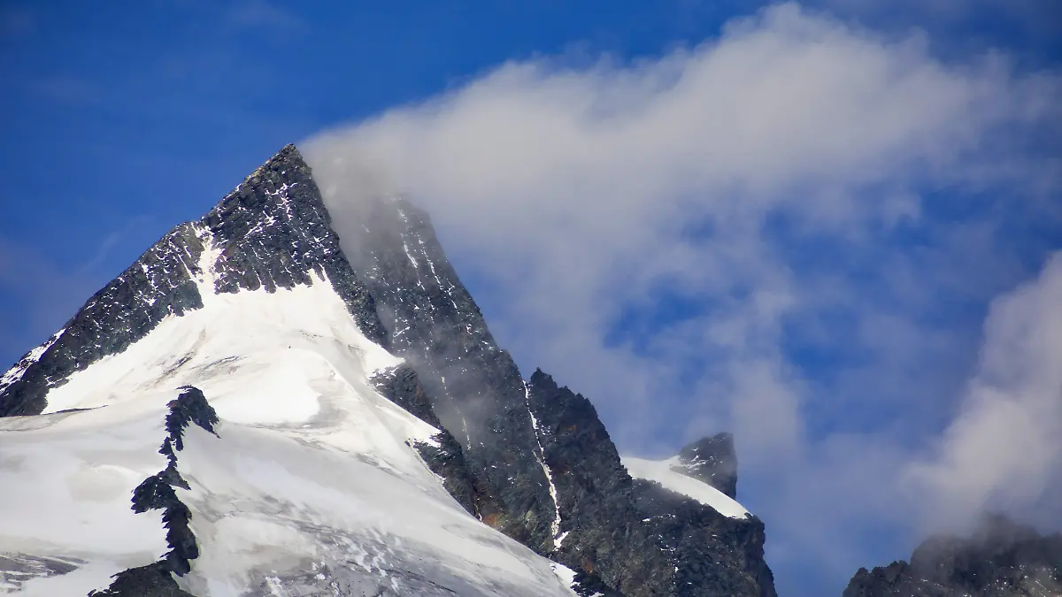Bergsteigerin verstirbt auf Großglöckner.