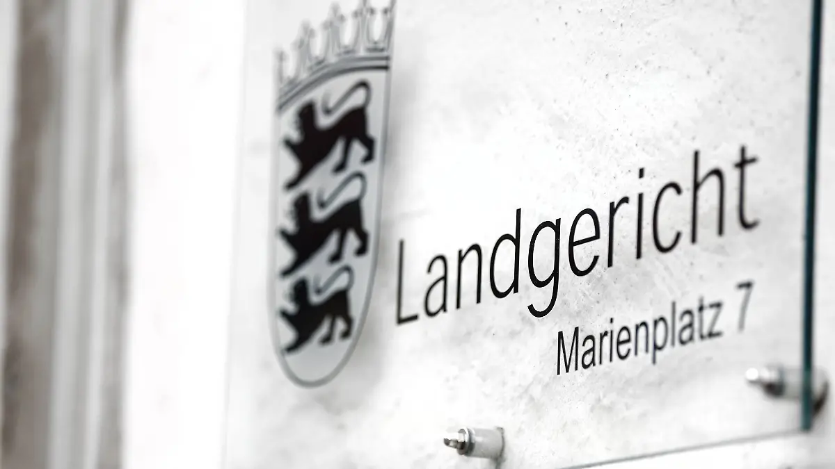 Der 25-Jährige steht wegen Verbreitung von Jugendpornografie vor Gericht. (Symbolbild)