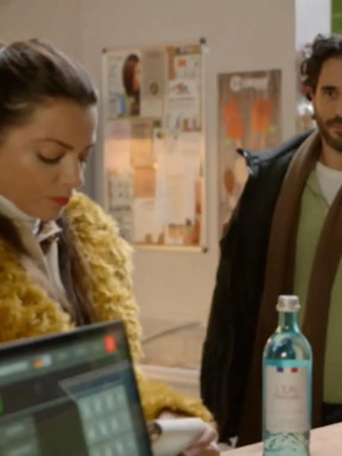 Bild zu: "Tobias will Emily zur Rede stellen"