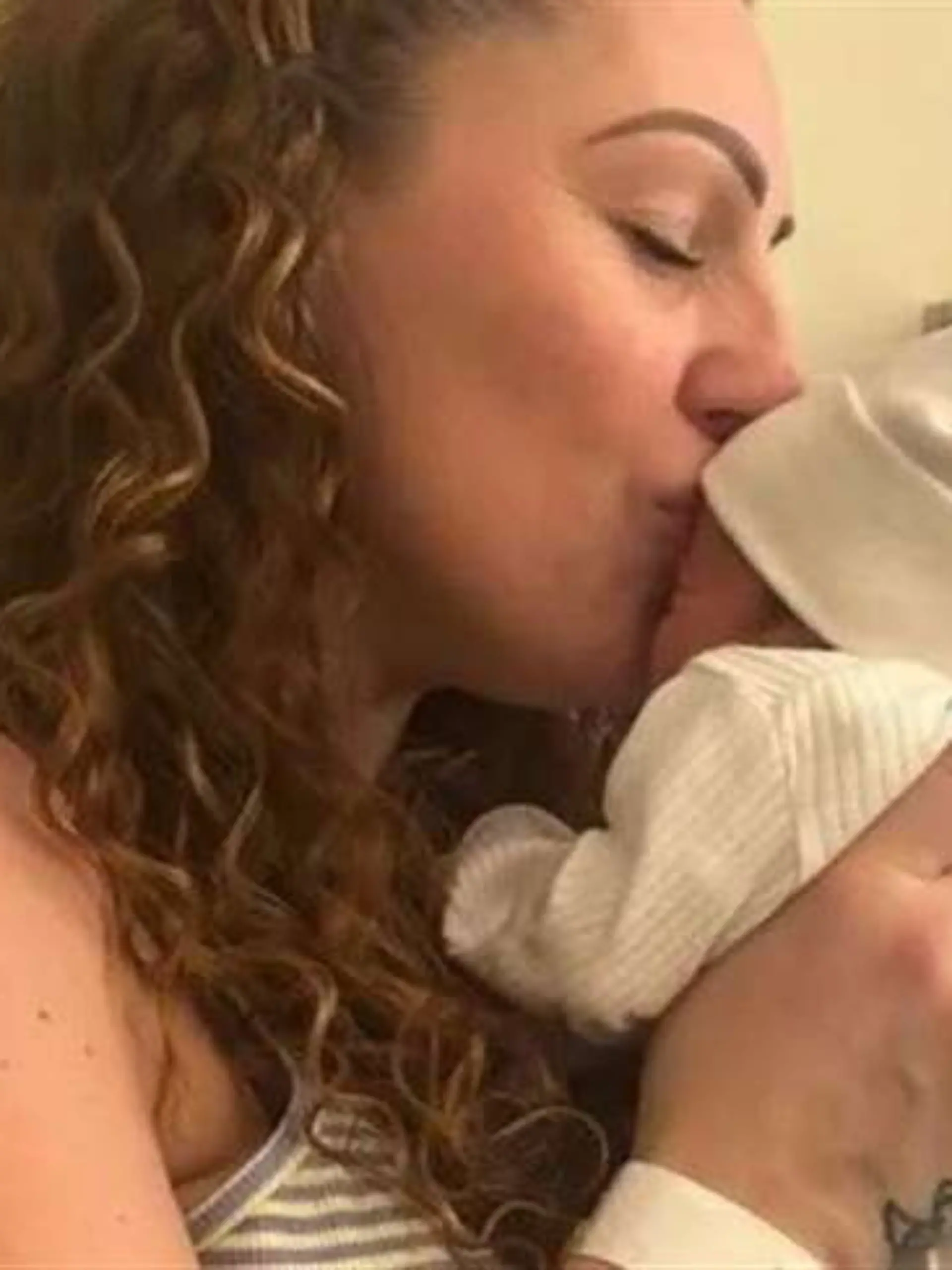 Heather mit Baby.