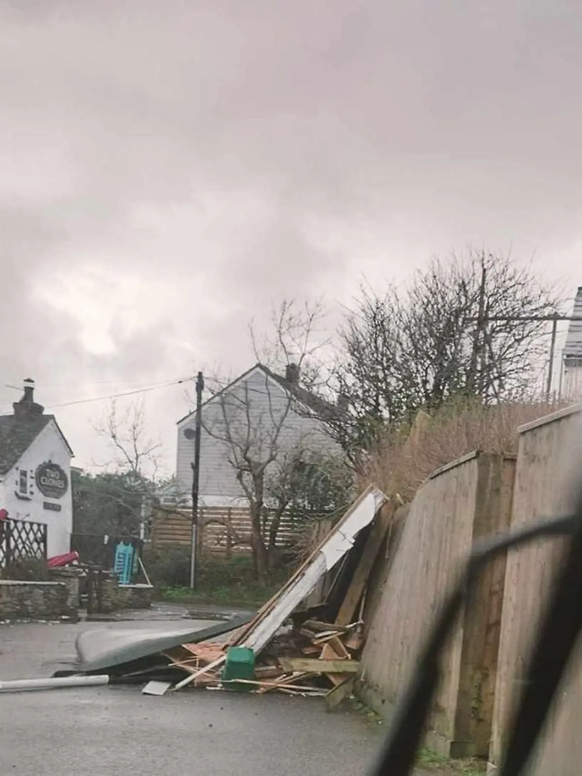 BGUK_3131471 - Newquay, UNITED KINGDOM -  - Storm Eowyn: The Aftermath of devastation from the tornado in Newquay, Cornwall.
Storm Eowyn is forecast to bring strong winds to much of the UK on Friday and into Saturday as rare warnings for wind mean flying debris could cause a danger to life, with gusts up to 100mph (161km/h) along some exposed coasts.
Pictured: Newquay Tornado
BACKGRID UK 23 JANUARY 2025 
BYLINE MUST READ: action press / Mason / BACKGRID

 
