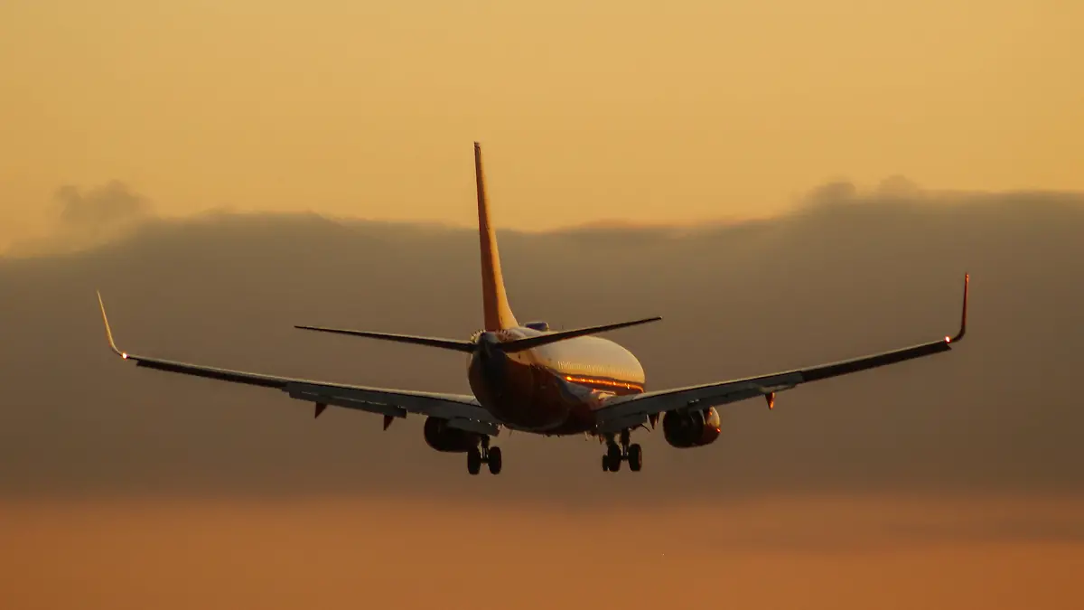 Eine Australierin rastet im Flieger aus. (Symbolbild)