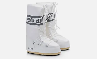 Hohe Schneestiefel Moon Boot