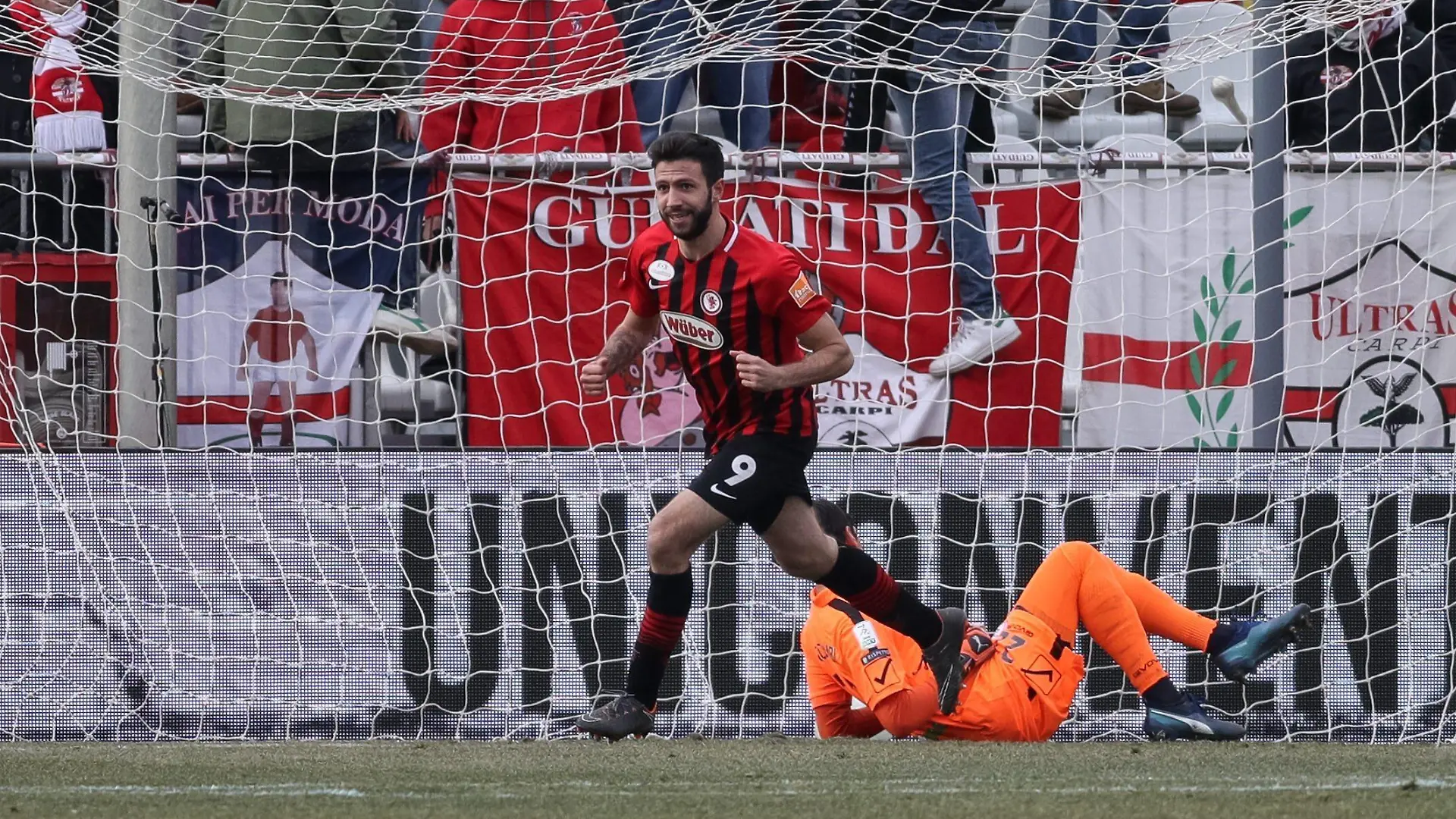 Pietro Iemmello during the Serie B match between Carpi and Foggia at Stadio Sandro Cabassi on January 19, 2019 in Carpi, Italy. (Photo by Emmanuele Ciancaglini/NurPhoto)