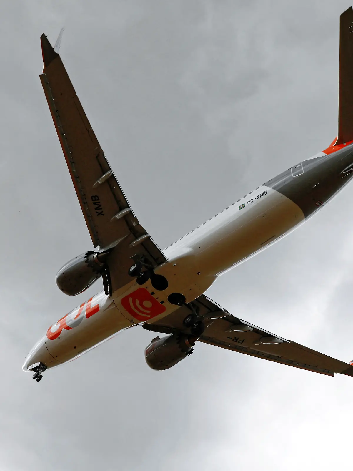 Ein 30-Jähriger soll auf einem Flug nach Brasilien einen kleinen Jungen sexuell missbraucht haben. (Symbolfoto)