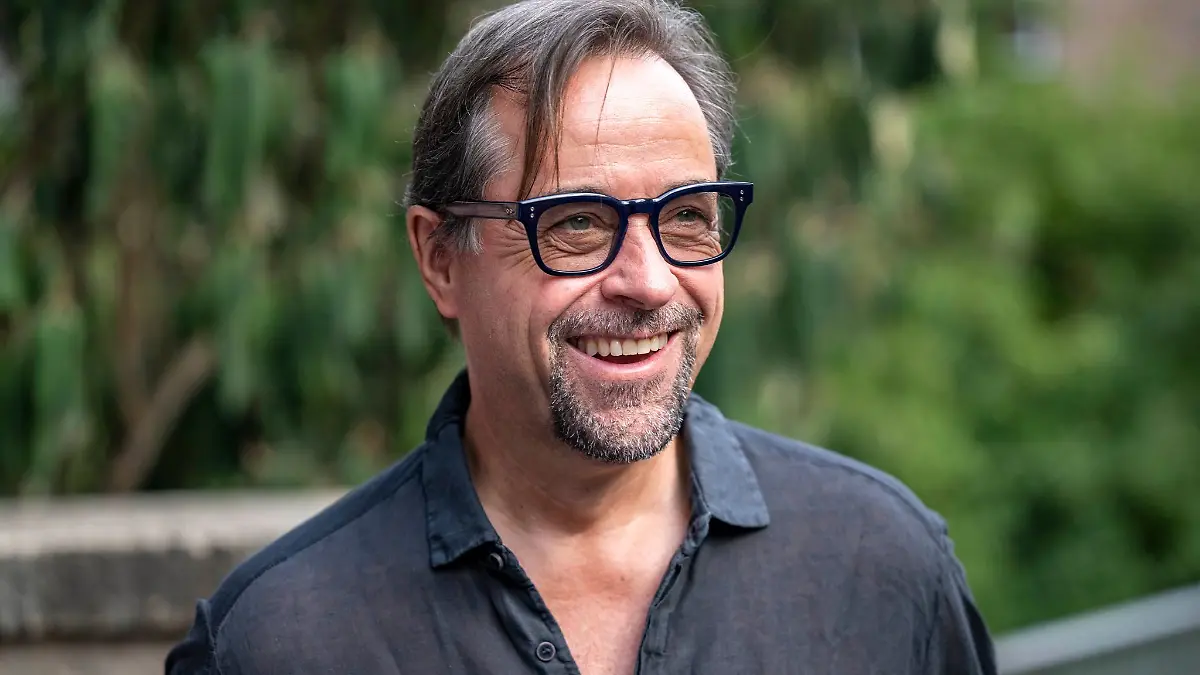 Jan Josef Liefers startet einen Podcast zum Thema Schlafen. (Archivbild)