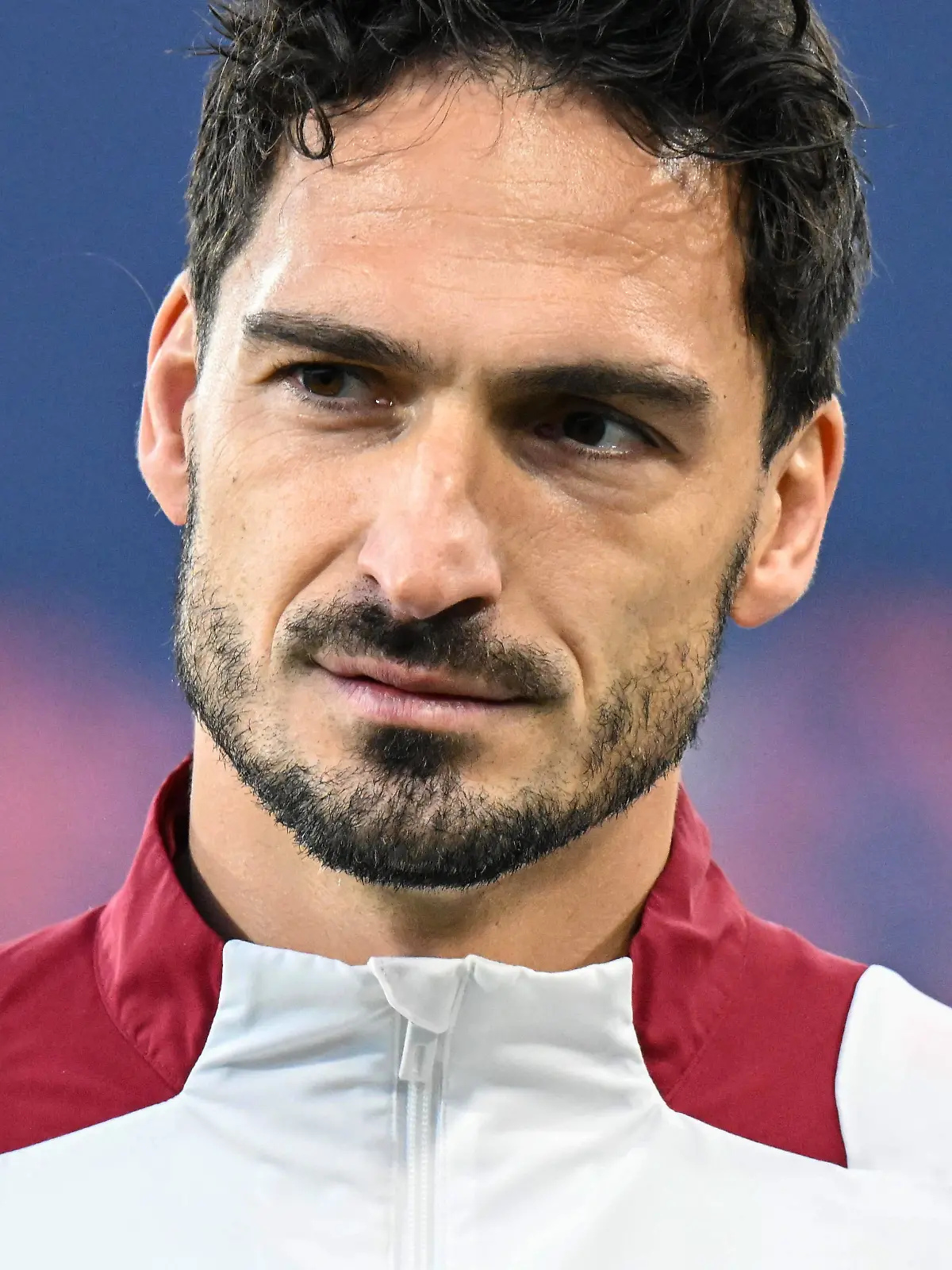Mats Hummels im Trikot von AS Rom vor der Partie beim FC Bologna in der Serie A 