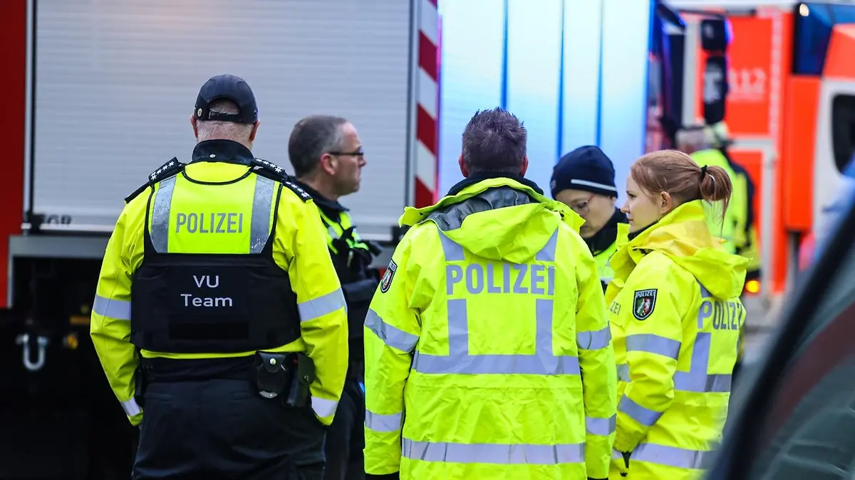 Mädchen in Hemer (NRW) von Kleinbus erfasst und gestorben.