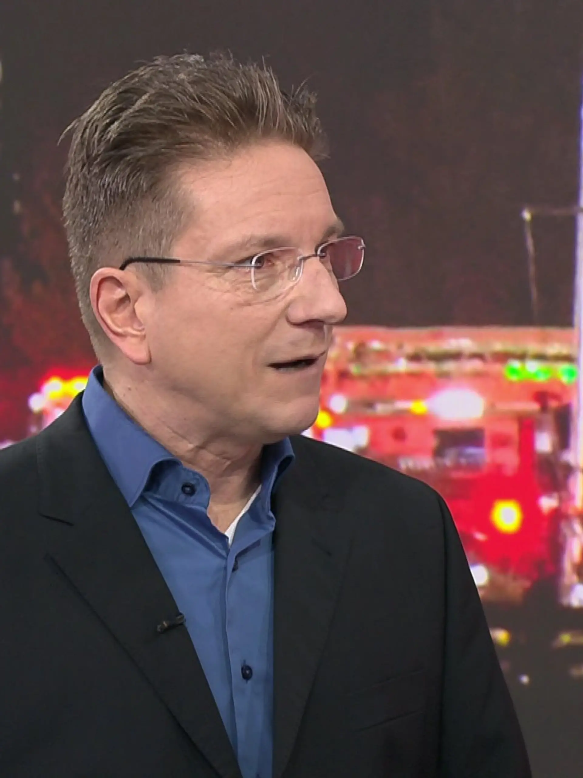 Bild zu: "Warum haben die Warnsysteme nicht angeschlagen?"