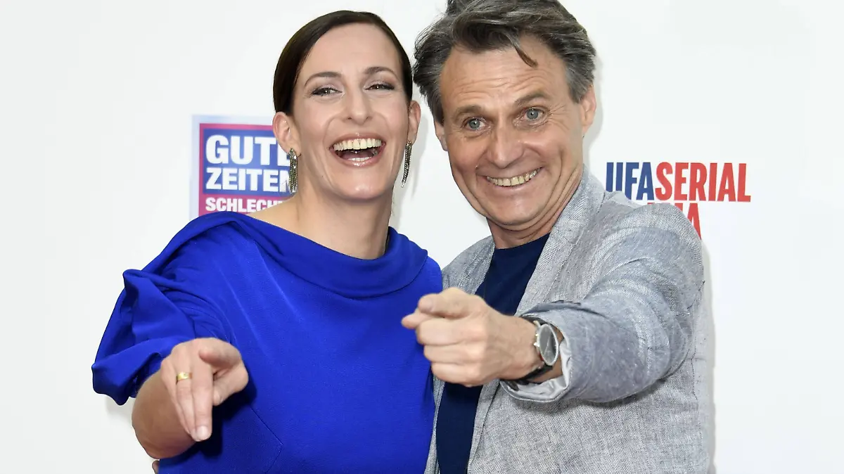 Ihr wollt Ulrike Frank und Wolfgang Bahro mal live am GZSZ-Set erleben und mit ihnen vor der Kamera stehen? Dann nutzt jetzt eure Chance.