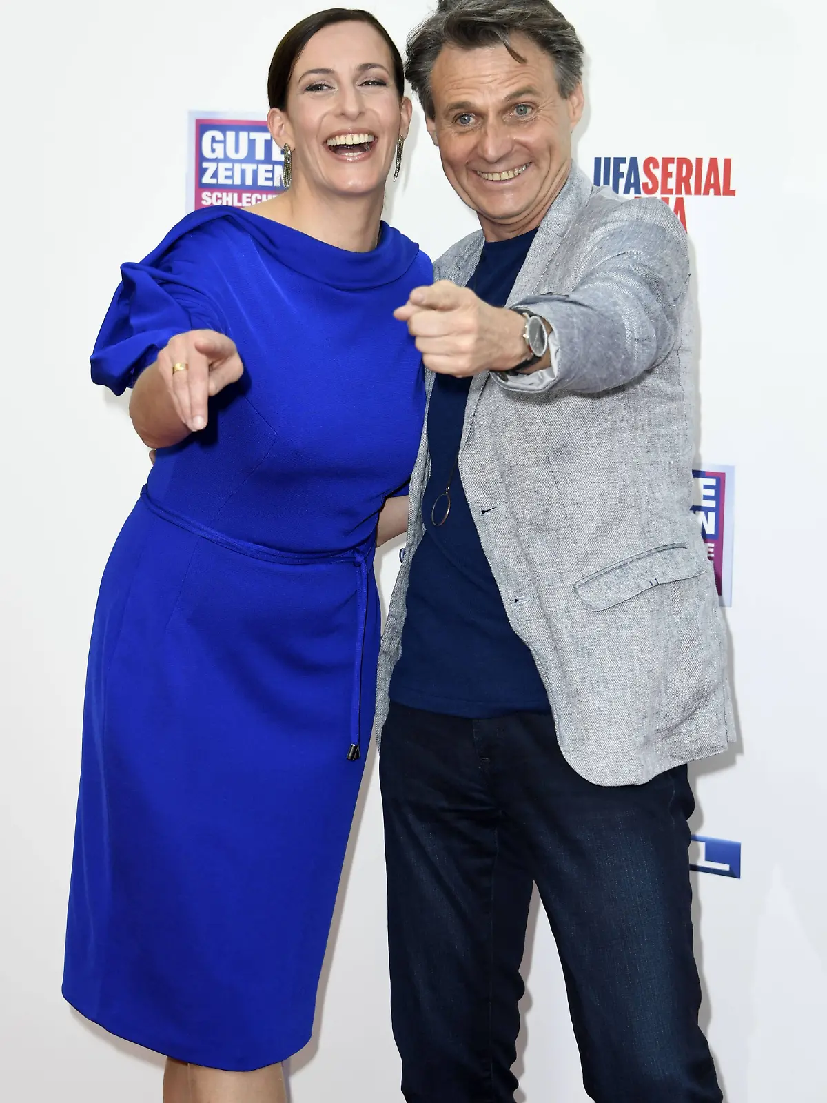 Ihr wollt Ulrike Frank und Wolfgang Bahro mal live am GZSZ-Set erleben und mit ihnen vor der Kamera stehen? Dann nutzt jetzt eure Chance. 