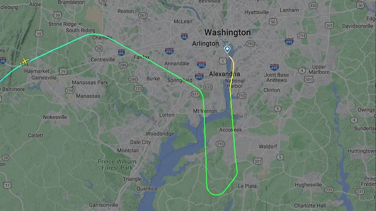 Die Flugroute des American-Airlines-Flugs 5342 aus Wichita in Kansas. Kurz vor der Landung am Flughafen in Washington stößt die Maschine mit einem Militärhubschrauber zusammen.