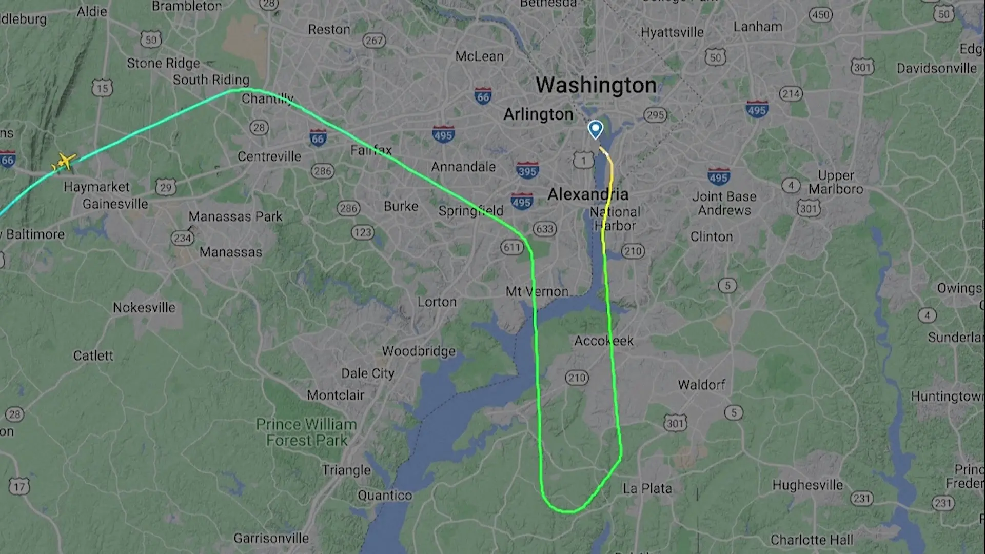 Die Flugroute des American-Airlines-Flugs 5342 aus Wichita in Kansas. Kurz vor der Landung am Flughafen in Washington stößt die Maschine mit einem Militärhubschrauber zusammen. 
