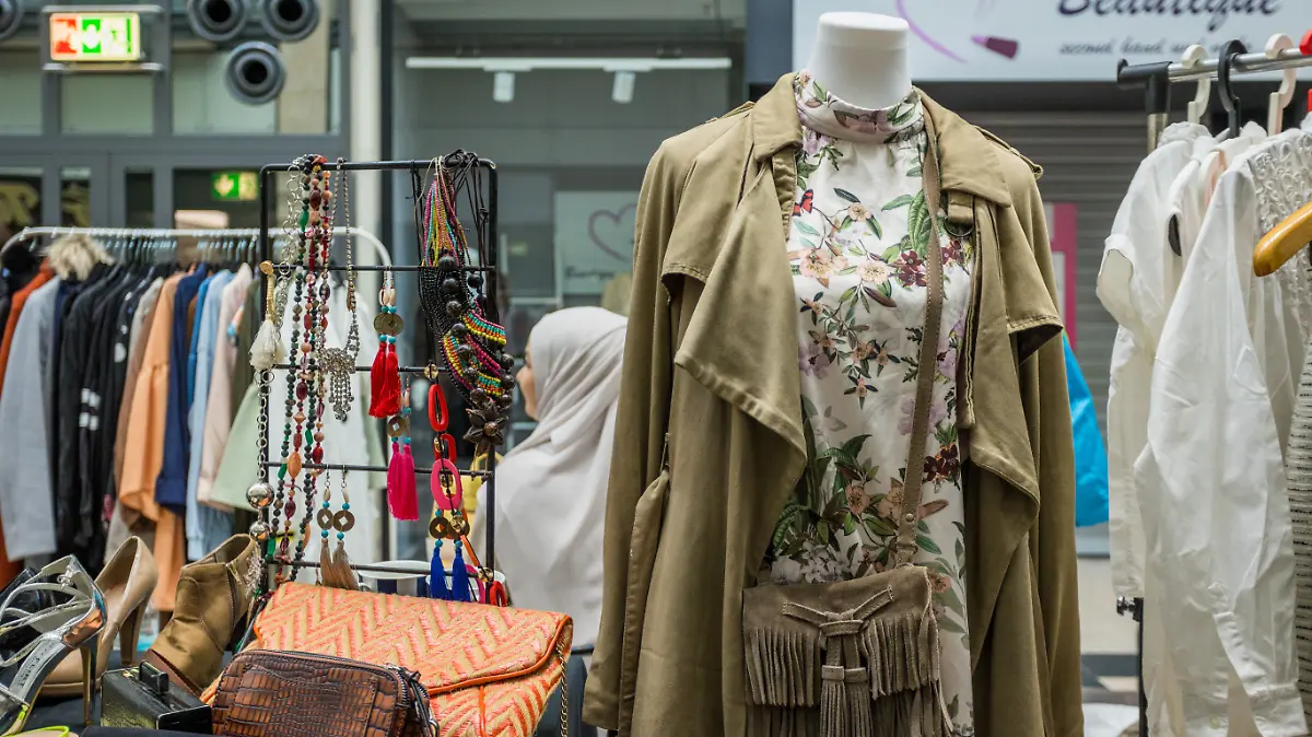 Bei Mädchen Klamotte gibt es alles von Kleidergröße 32 bis 56.